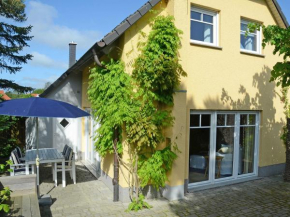 Haus Baabinchen - Ferienhaus mit Kamin und Terrasse, Baabe